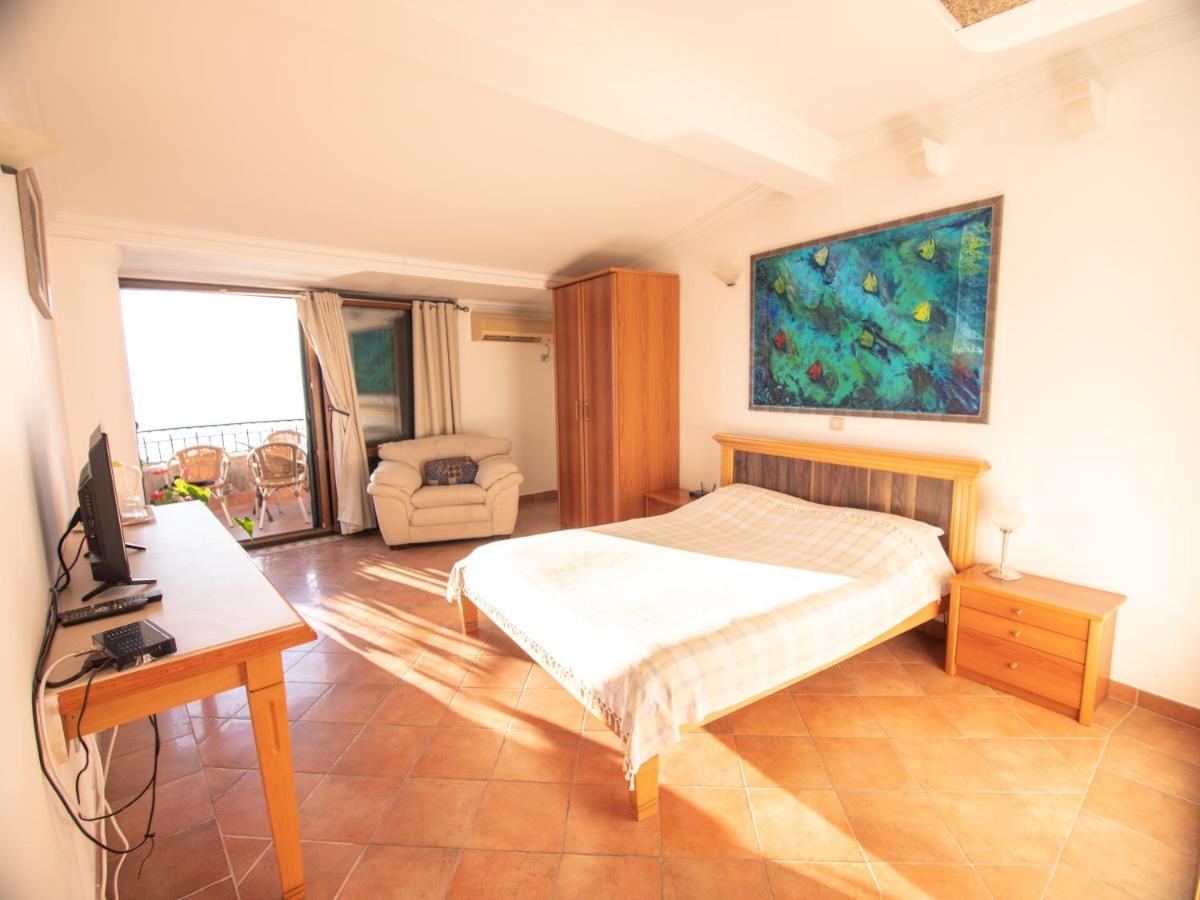 Apartments And Rooms Levantin Inn สเวติ สเตฟาน ภายนอก รูปภาพ