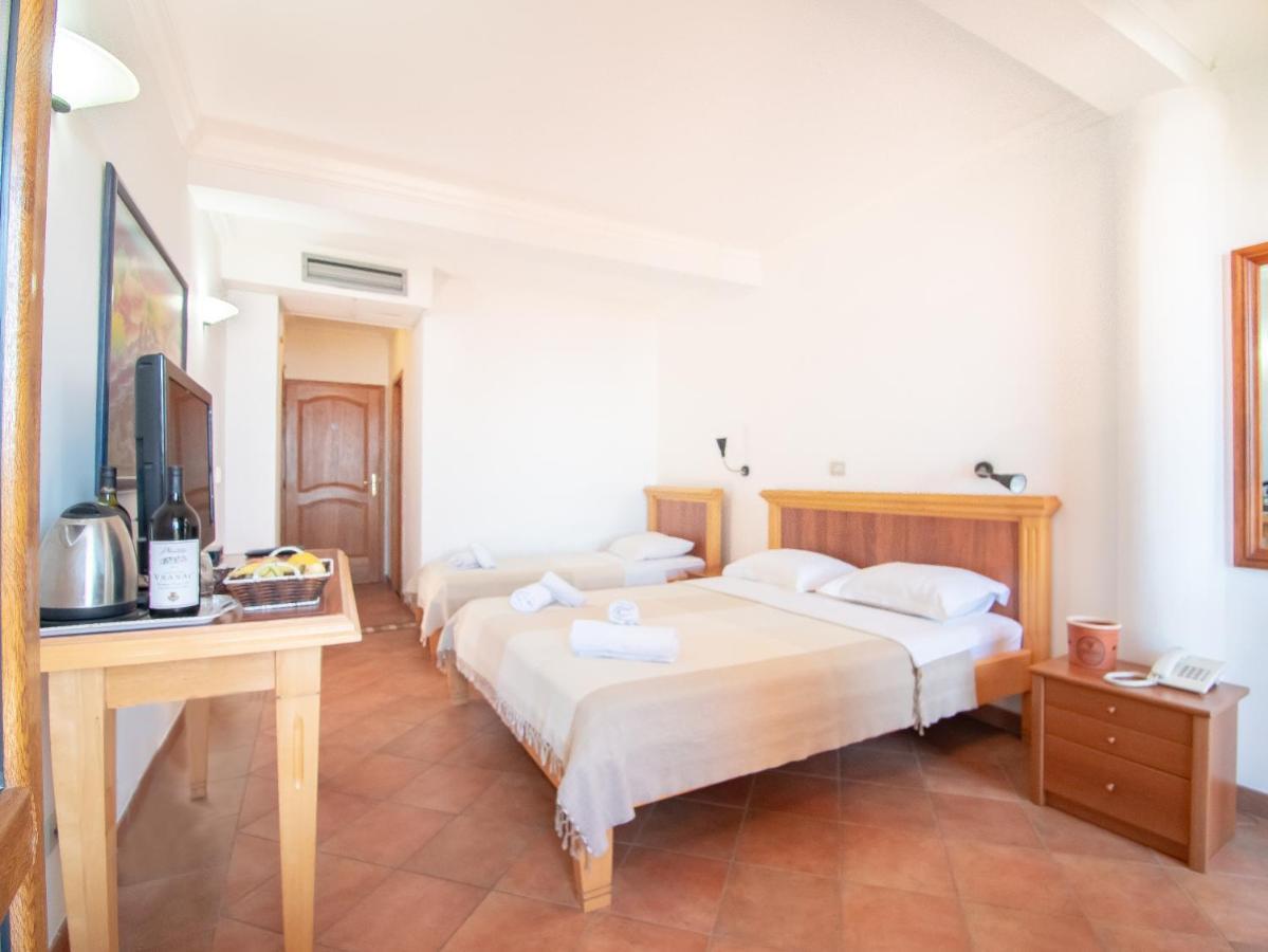 Apartments And Rooms Levantin Inn สเวติ สเตฟาน ภายนอก รูปภาพ