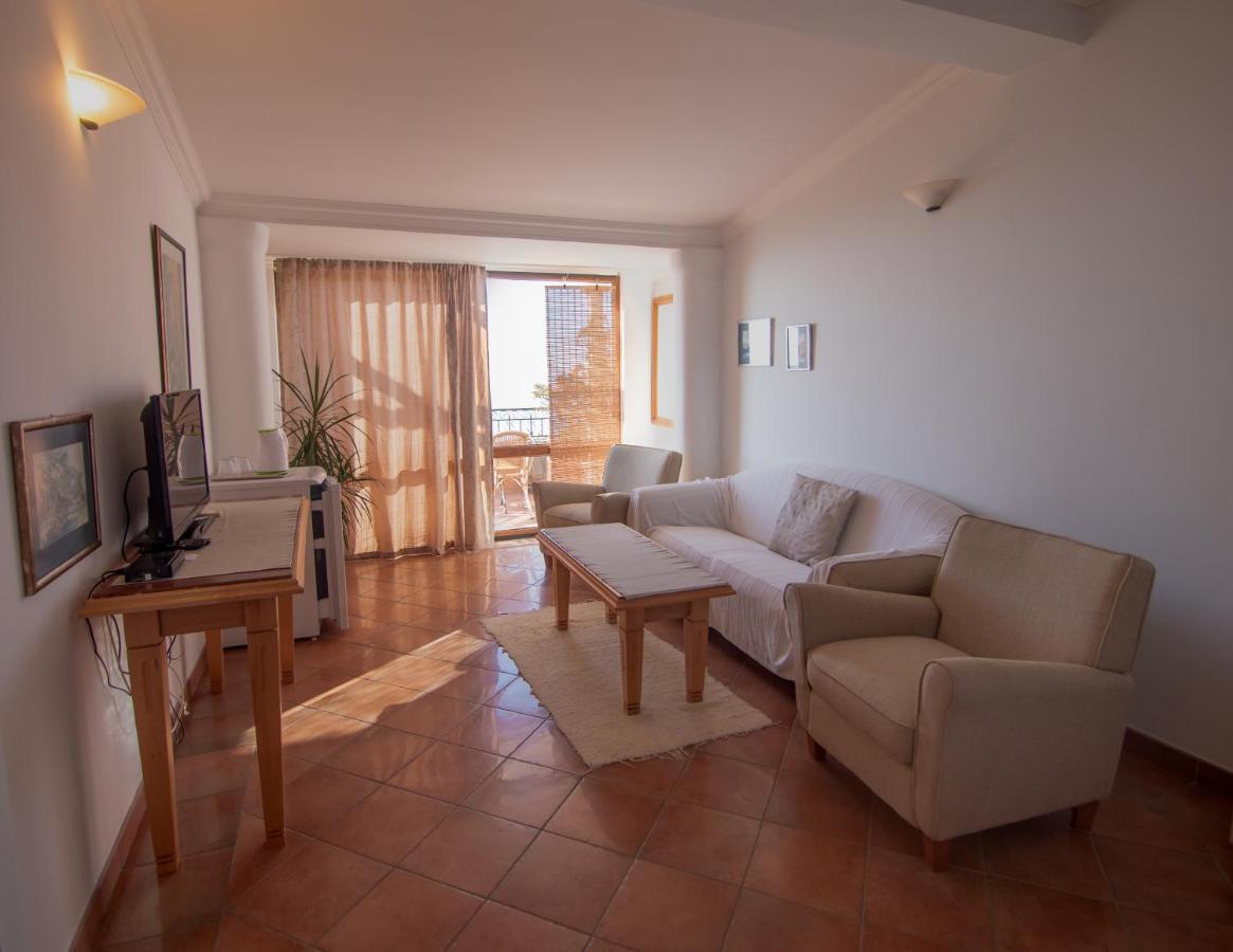 Apartments And Rooms Levantin Inn สเวติ สเตฟาน ภายนอก รูปภาพ